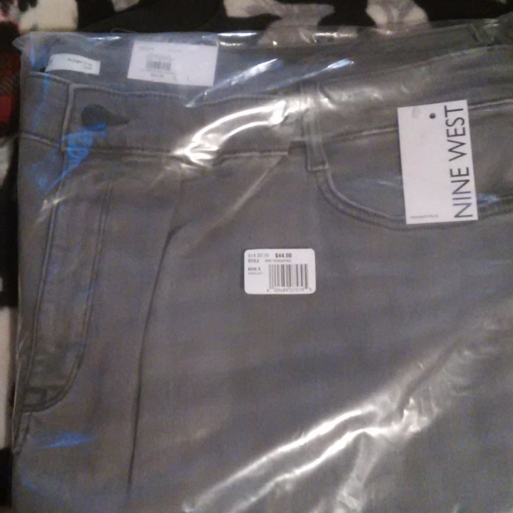 Brand New Nine West Size 30W Grey Jeans